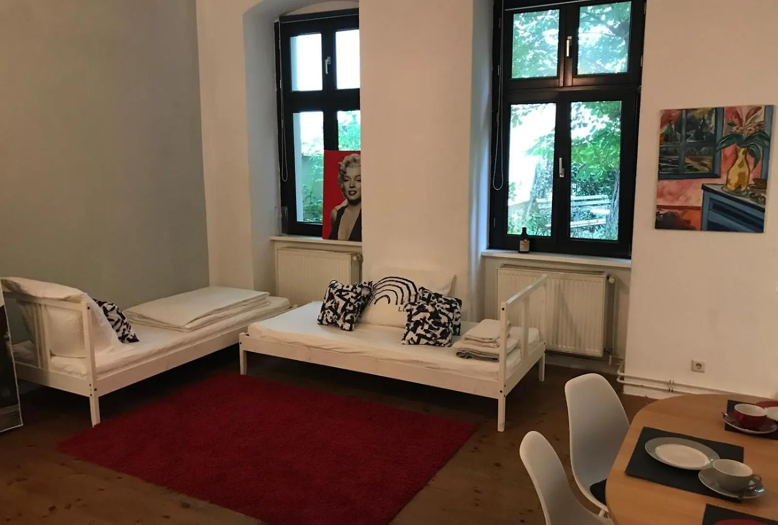 Berlin Garden Apartment 0*,